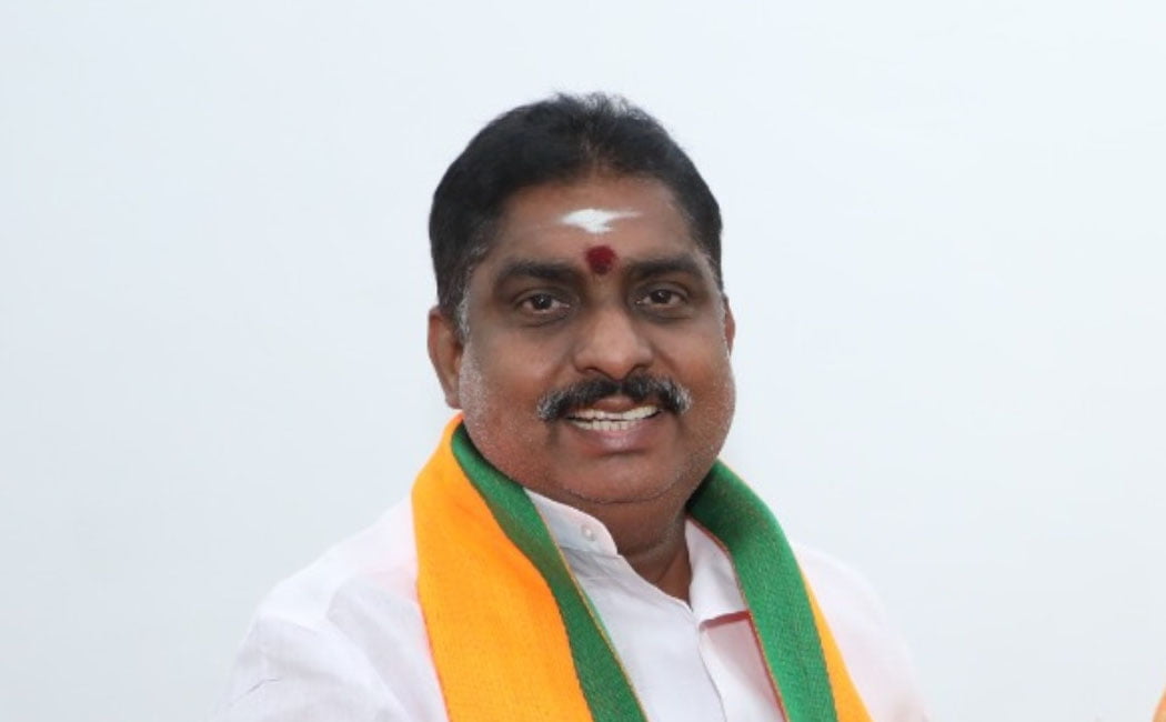 போலீசார்