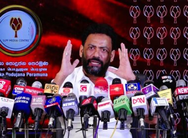 அச்சுறுத்தல்களுக்கு அடிபணியோம்: மொட்டு கட்சி எச்சரிக்கை!